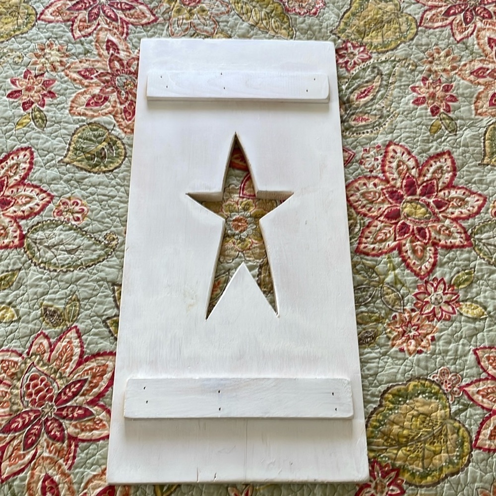 White washed solid pine wood star shutter. Primitive decor. Approx 11” w x 24”l